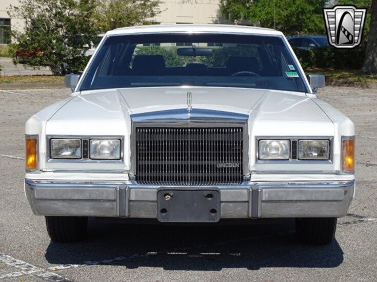 Thumbnail Photo undefined for 1989 Lincoln Town Car